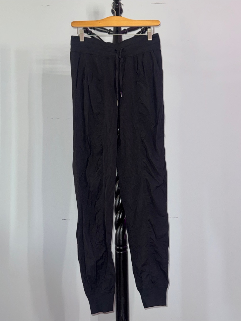 lululemon athletica Black Women's Drawstring Jogger Pants 17.1.B1